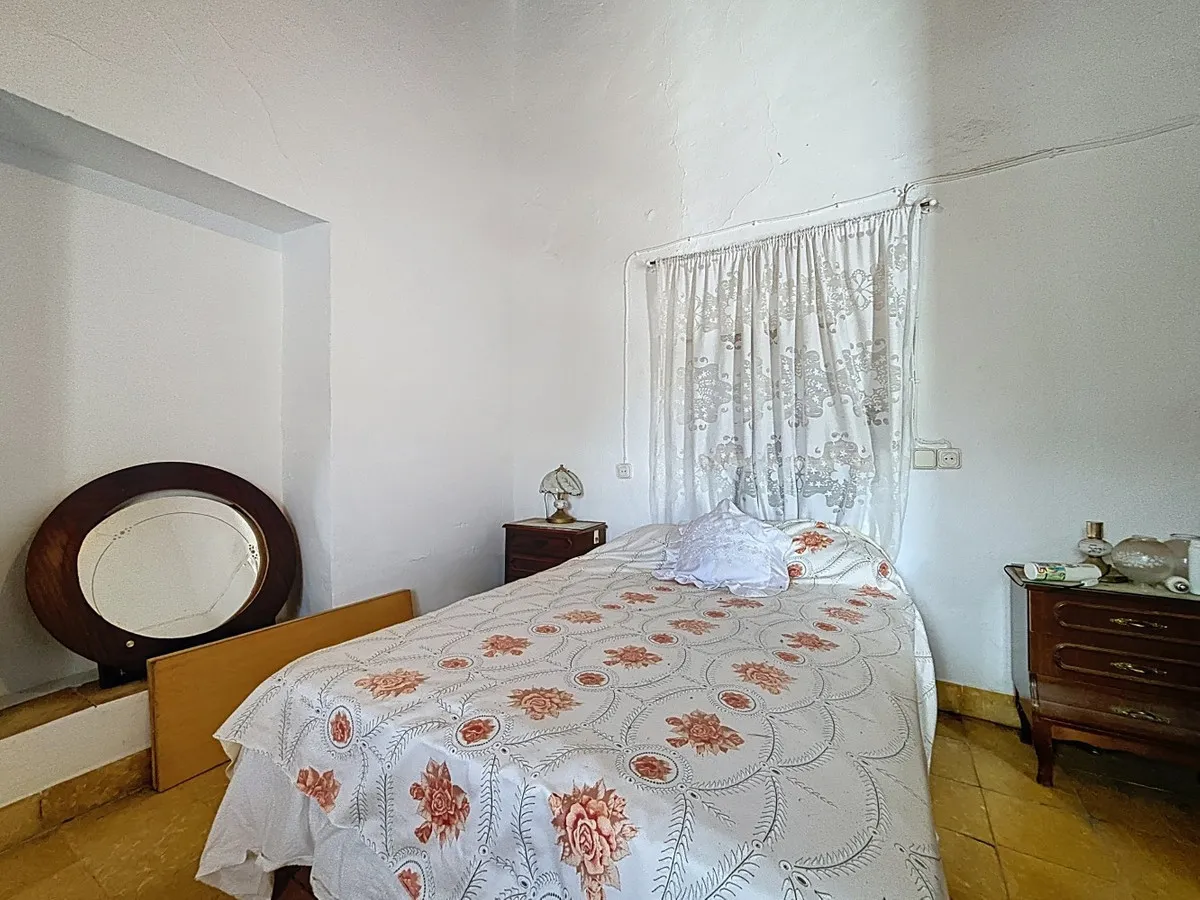 e7125594-fec4-463f-9e48-08c2e6802189