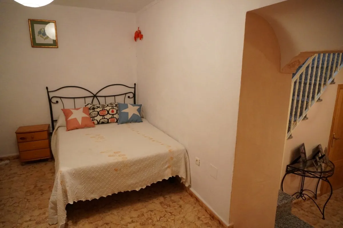 06bfb57a-9a1c-4b00-9a04-42e5bbce33fb