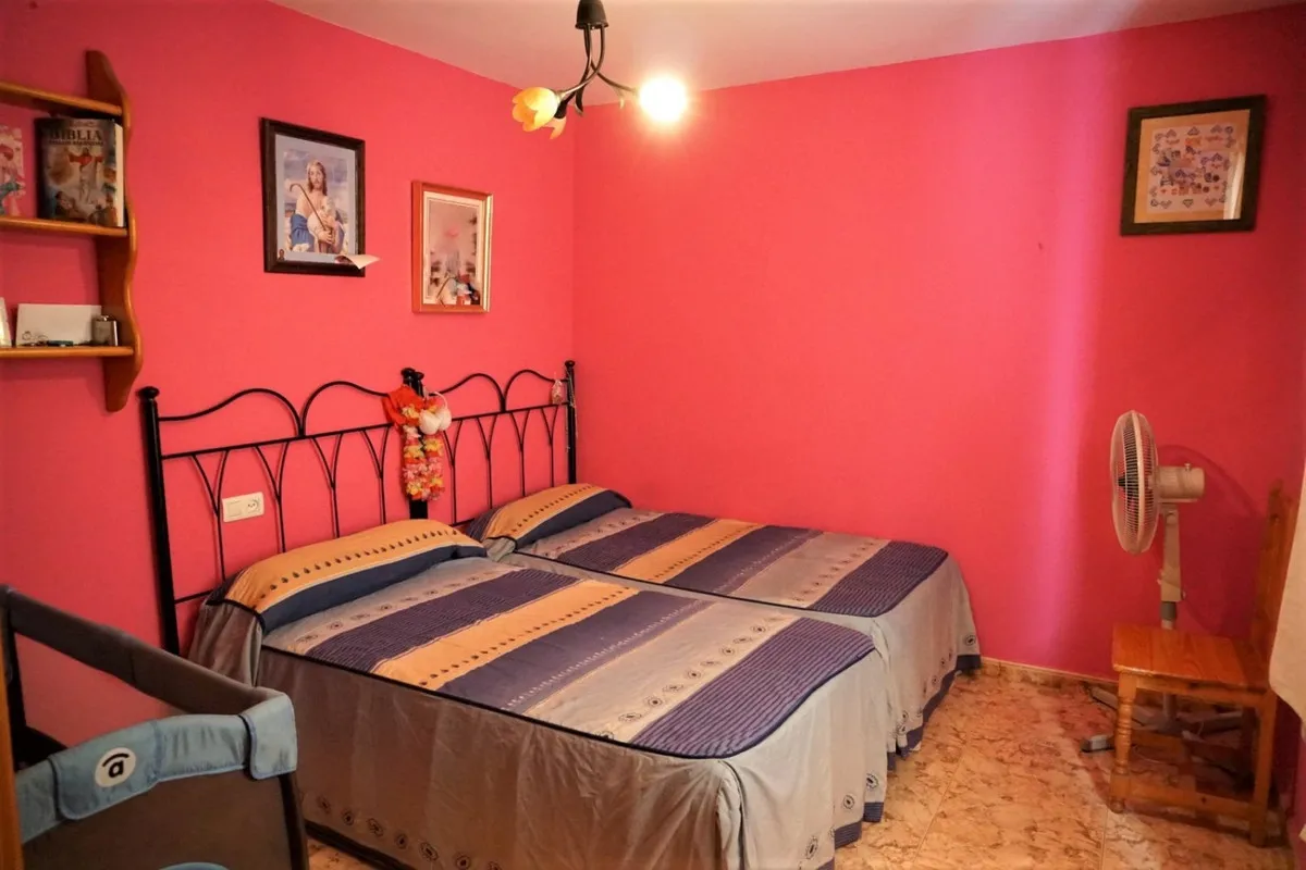 ac76da4b-fcd3-41dd-9fb0-dade9805c09e