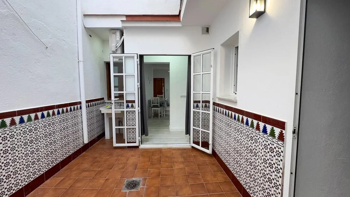 efe607f3-6e41-46e5-a43d-da1639ba1492