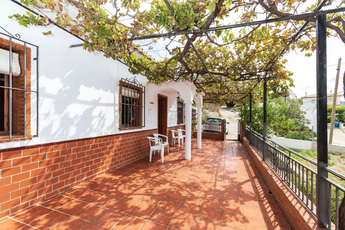 6df8c751-fd56-4dc0-8b76-84dd879e1e06