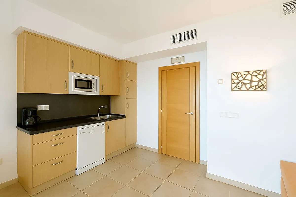 3a8cb6a6-0435-4d98-a0ac-90350573a969