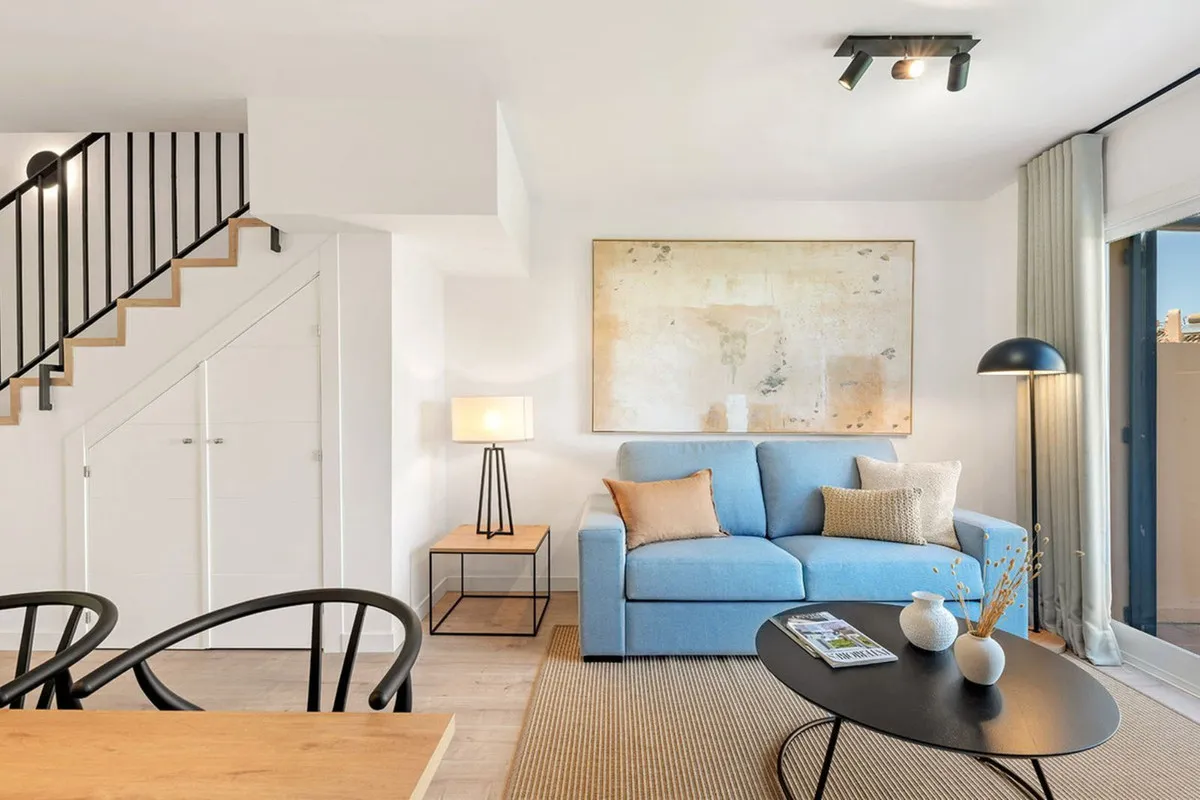 47c98ae7-b702-4eb5-bd9c-b9177da729b0