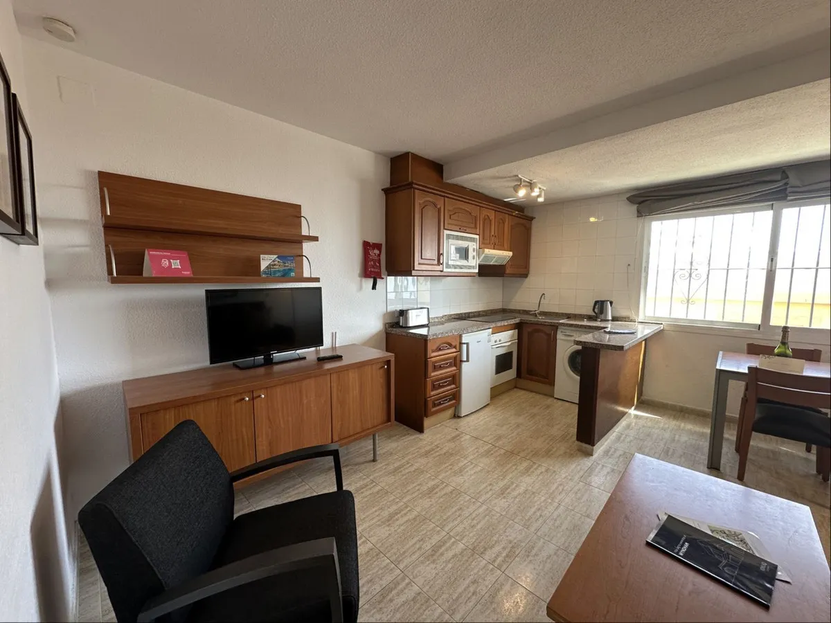 765126e6-48eb-4b8d-8f8e-d438533265e4