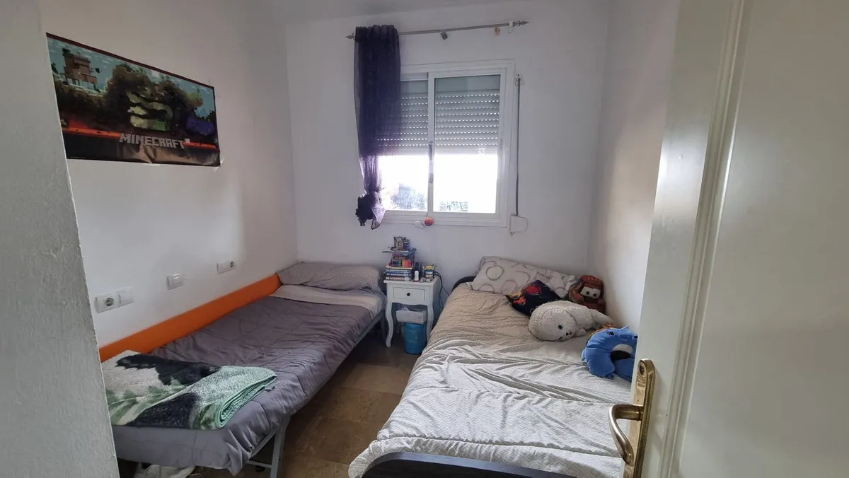 a75be5cc-f8e7-444c-8c8b-3c0f63569b0c