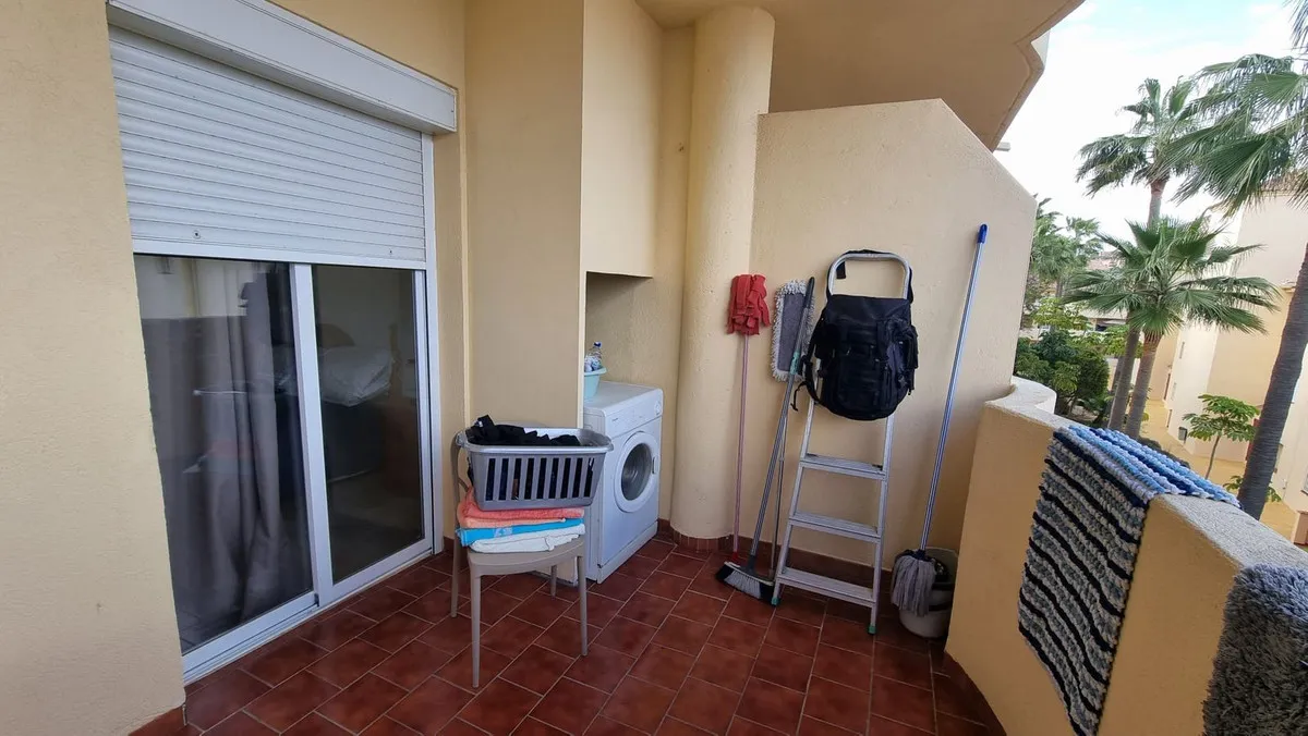 af151022-3322-4995-8e3e-0476e8509158