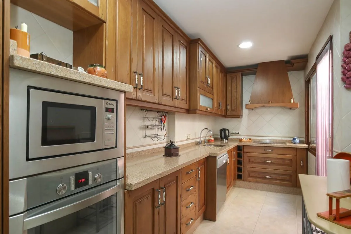 5a64a2ef-4305-4164-992d-d1ec1d5d8870