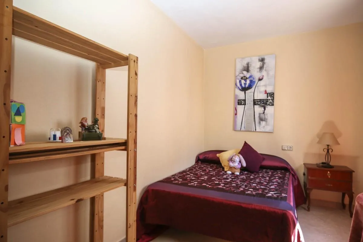 a4e1852a-f597-40f3-a6e5-26b7326b913a