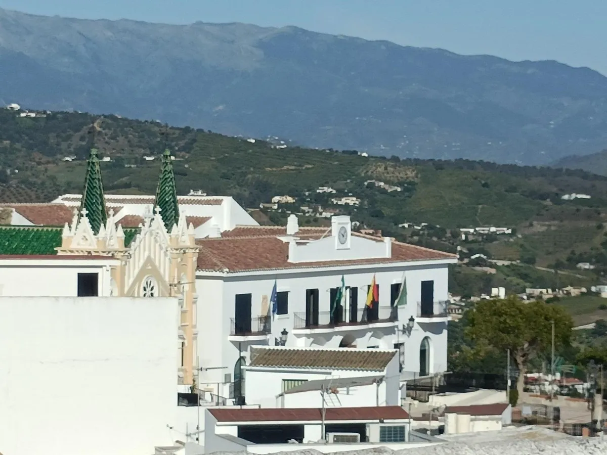 26c08d5e-0675-4ee4-961b-ac5a94649733