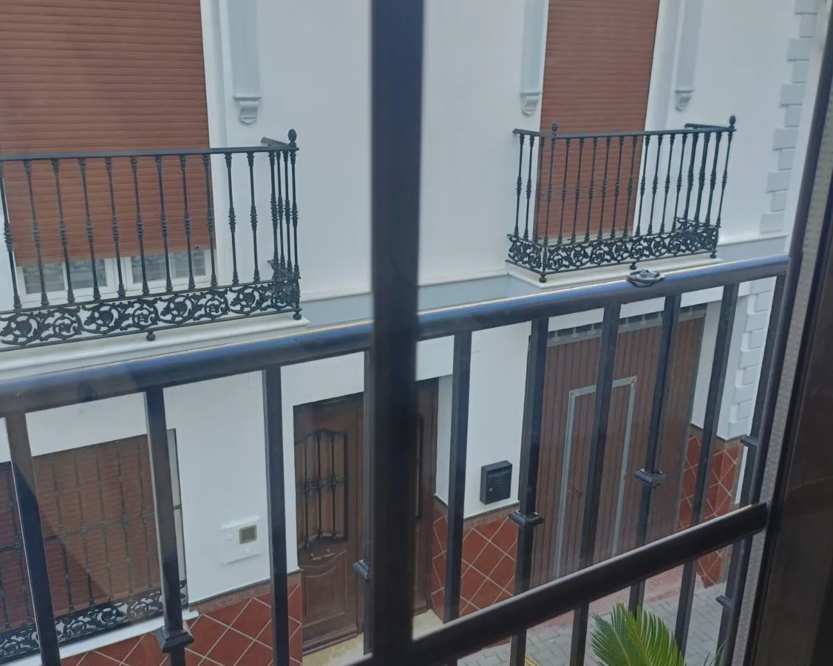 76a6a49b-7b3b-4a65-8626-1fca2a65d37e