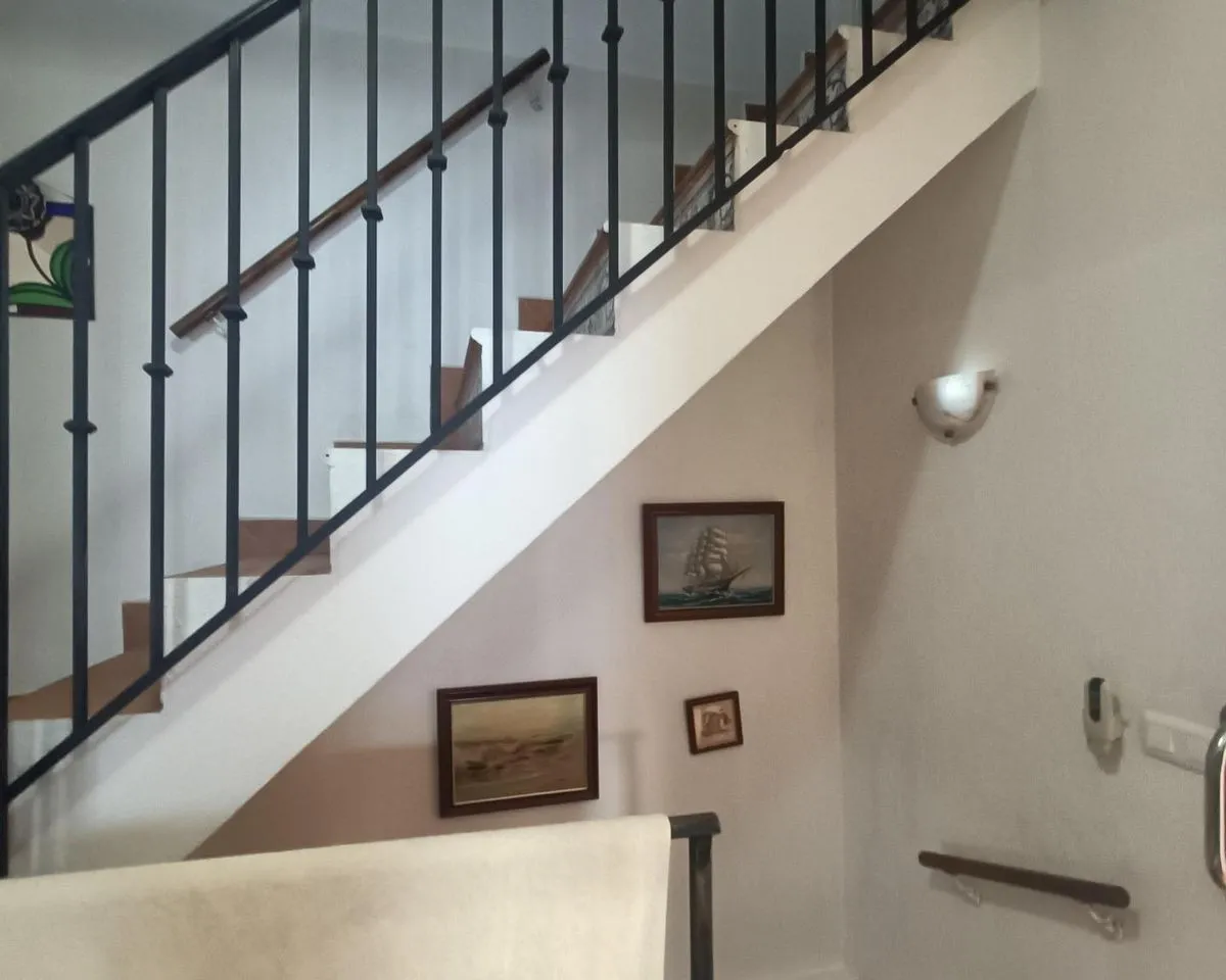 9d830727-2df8-47be-bb20-e793d4fa290e