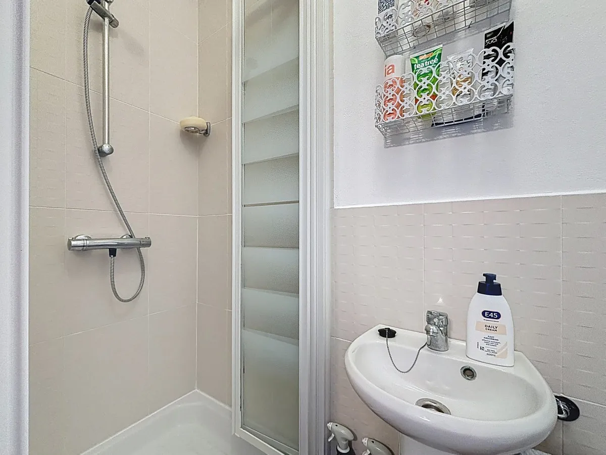 3a760a09-cefb-42be-b3fb-4f682acf60f6