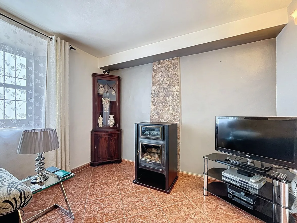 a4f56b05-5599-4bd5-942f-a5dedf83c306