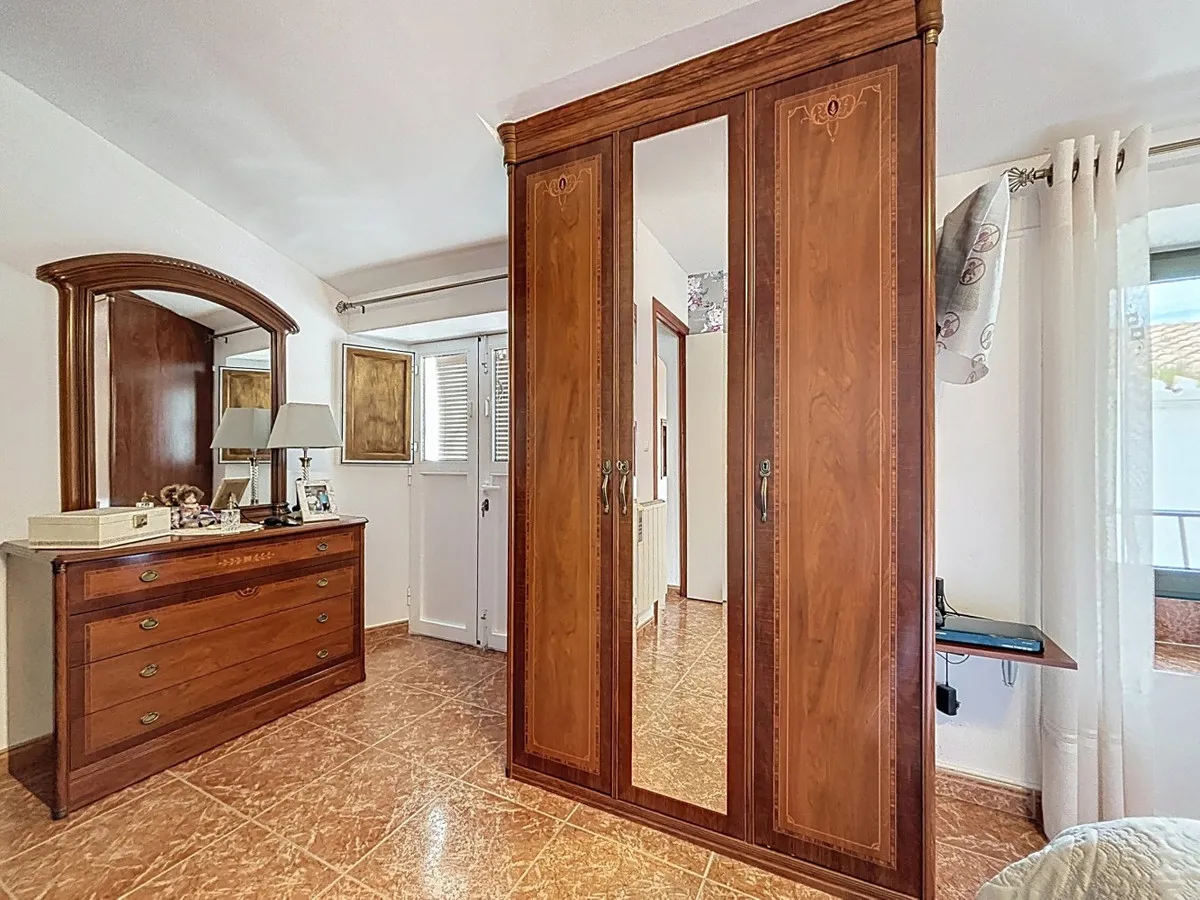 ba647b33-7473-4cf7-afe9-8c2699fd27c5