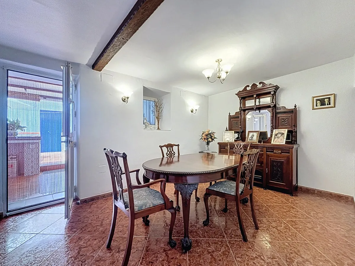 f6cb1419-7319-4523-b121-f1bb267246c6