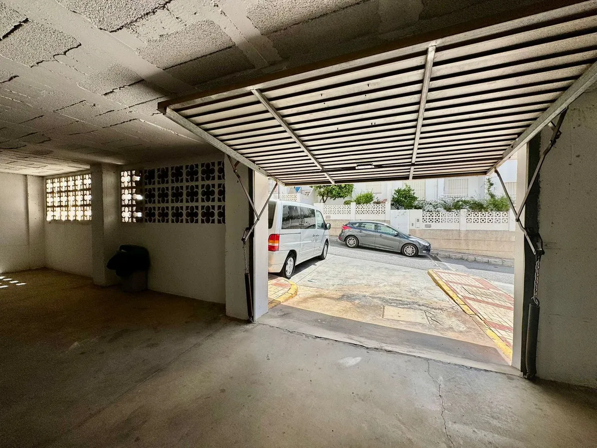 17ae7562-952d-4a2e-ba80-3f5aed3e3d03