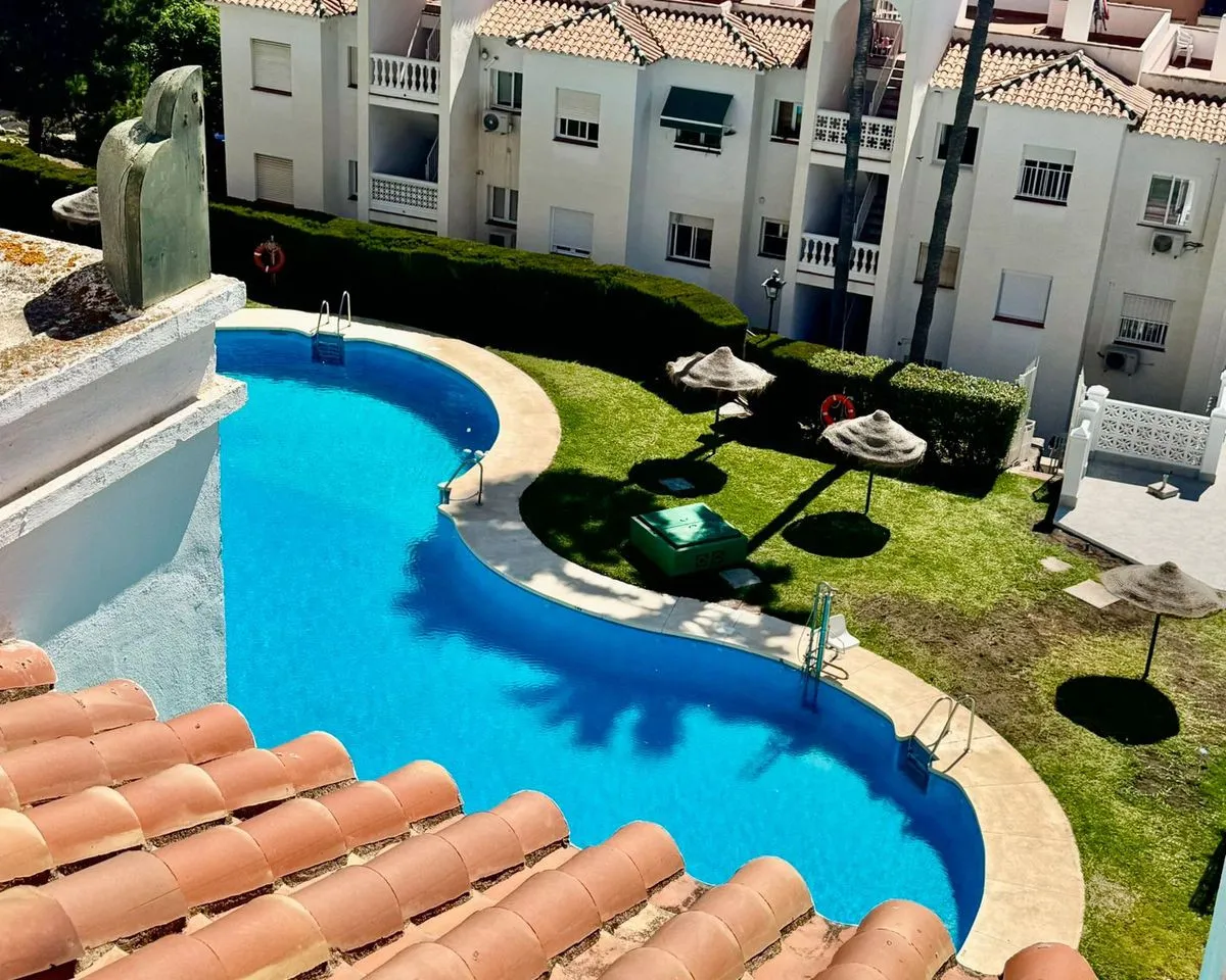 98c32a0d-5235-452e-a73f-03a1ff984760