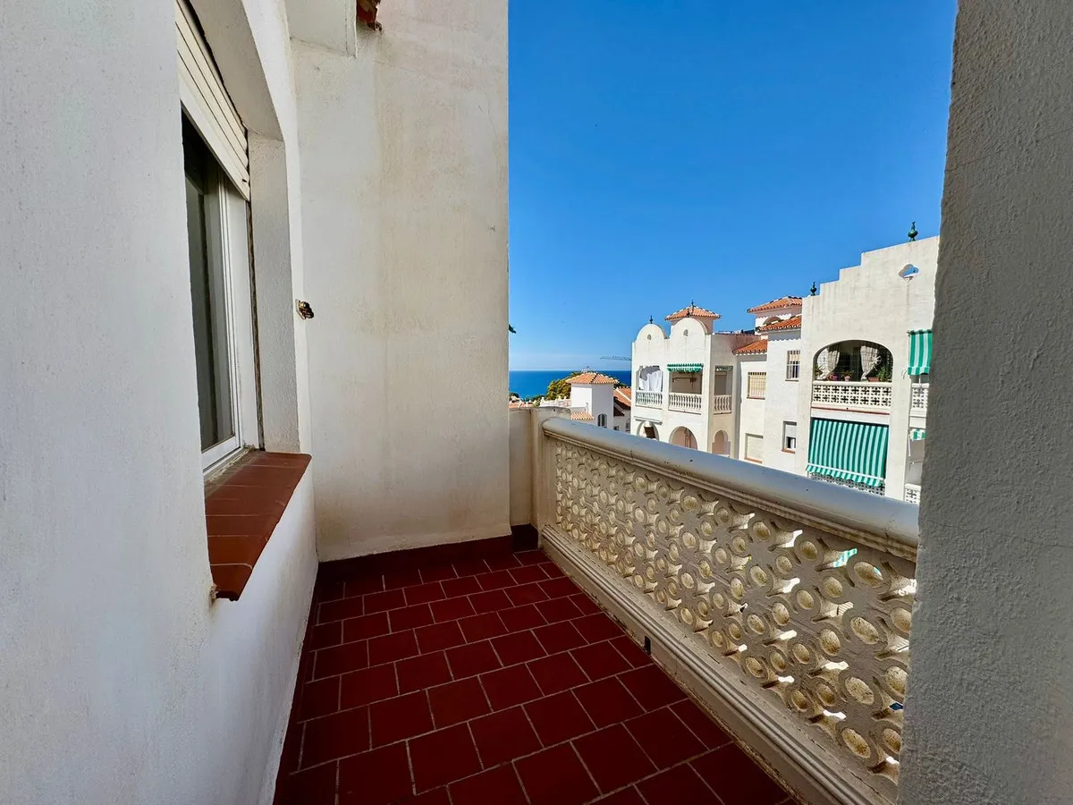 ea49f2ce-3a84-41a6-b076-3a3ac4e82952