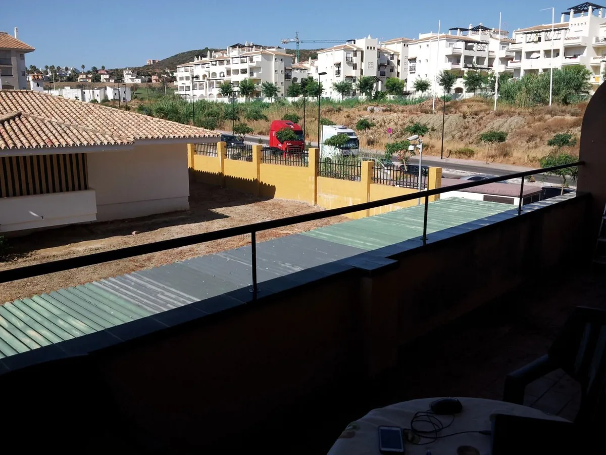 f7c20755-c91f-42b3-85e6-e75d9b1d1076