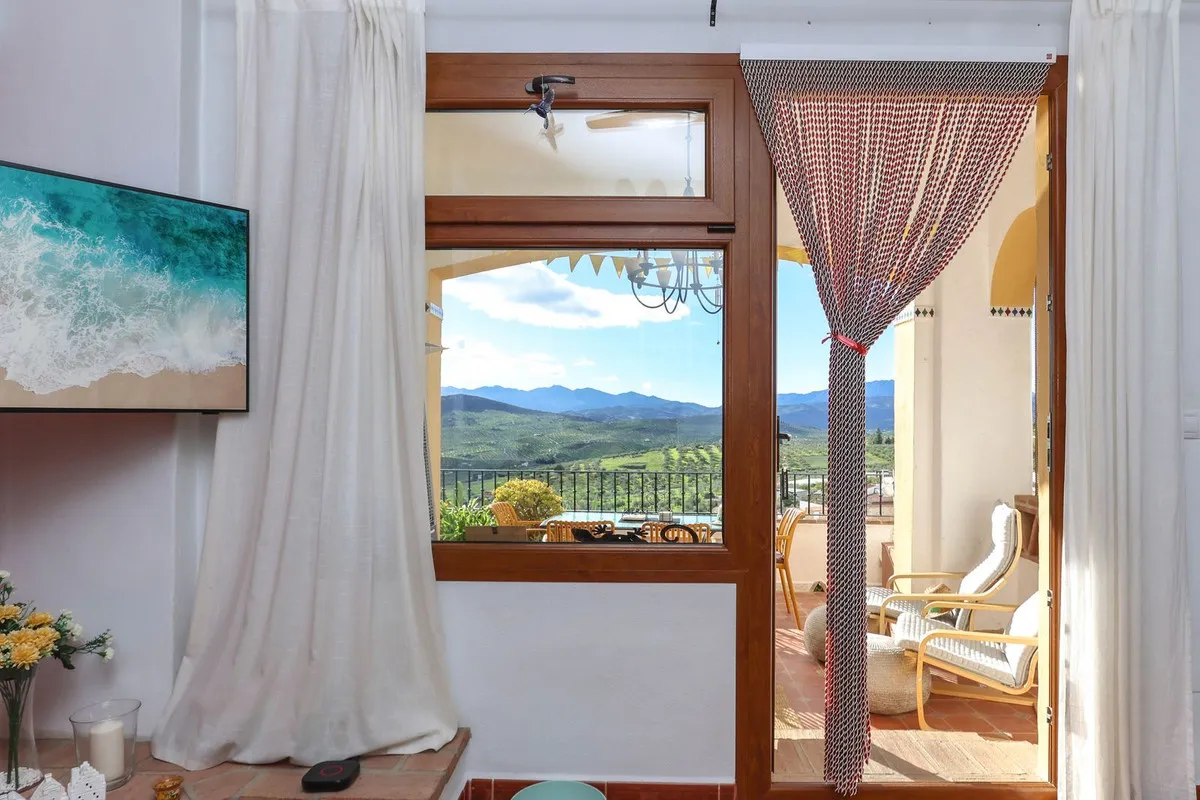 050398fc-e781-4cab-b71d-911fdf6862e1