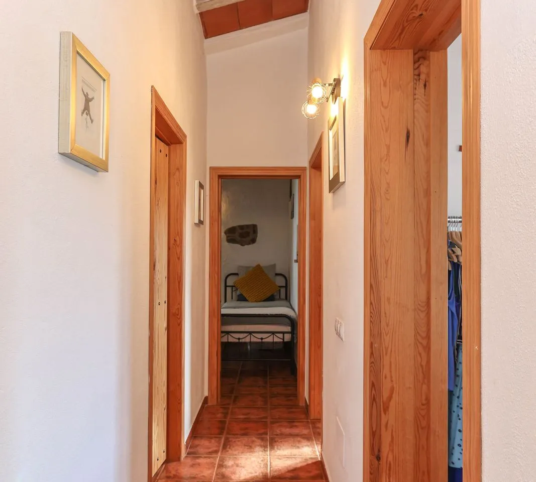 0d720016-cca1-4b54-9018-97612ba93d5e