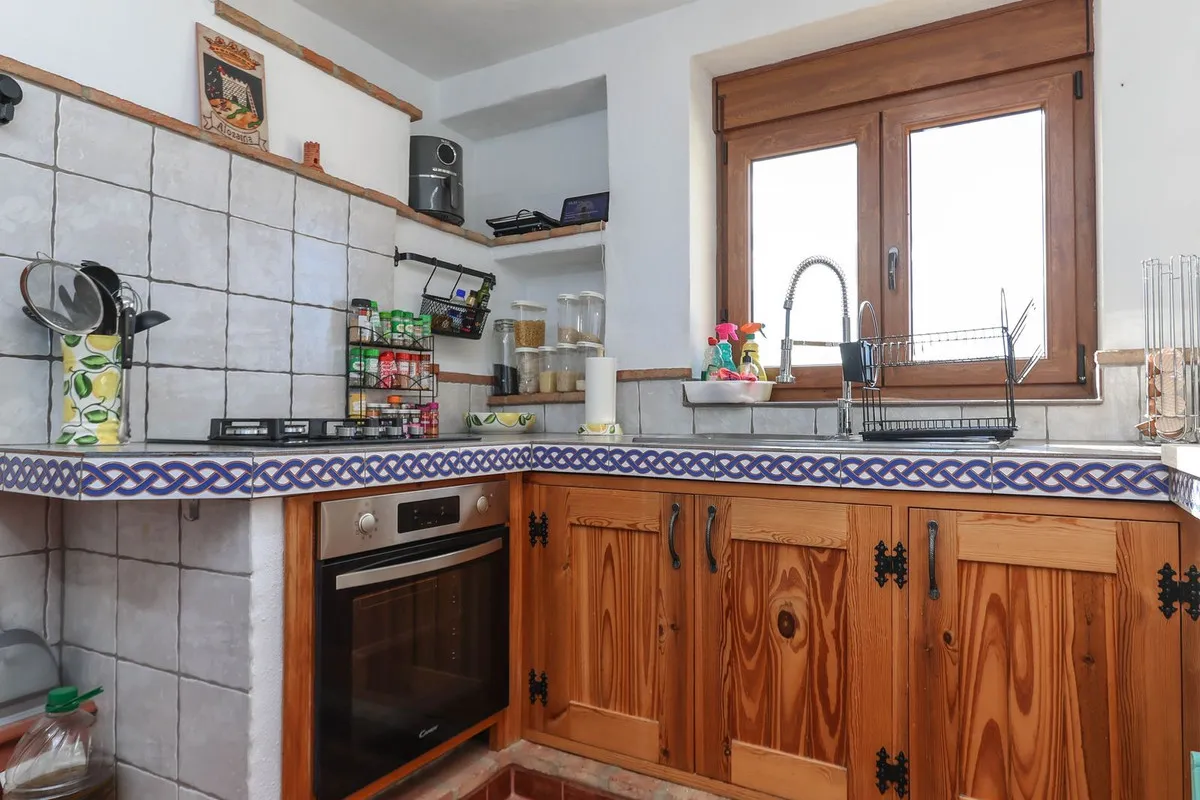 675402aa-7a50-4882-a9b3-6225300ecd0b