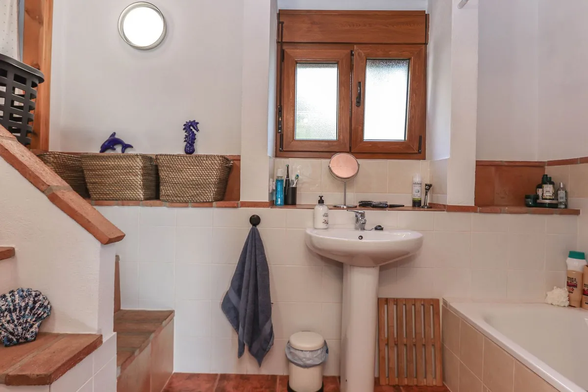 7aa1e821-e5a2-48bc-b71b-c5c7aaf08c6f