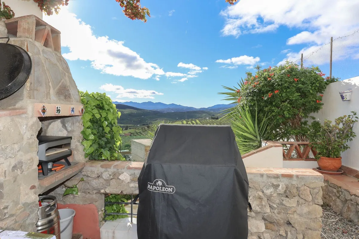 a7de5eca-bdbc-4e68-aa99-a69581b510d1