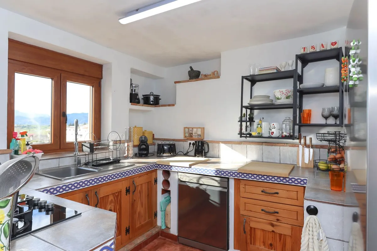 b72926ef-8f3c-489c-b61e-13f9446c1c19