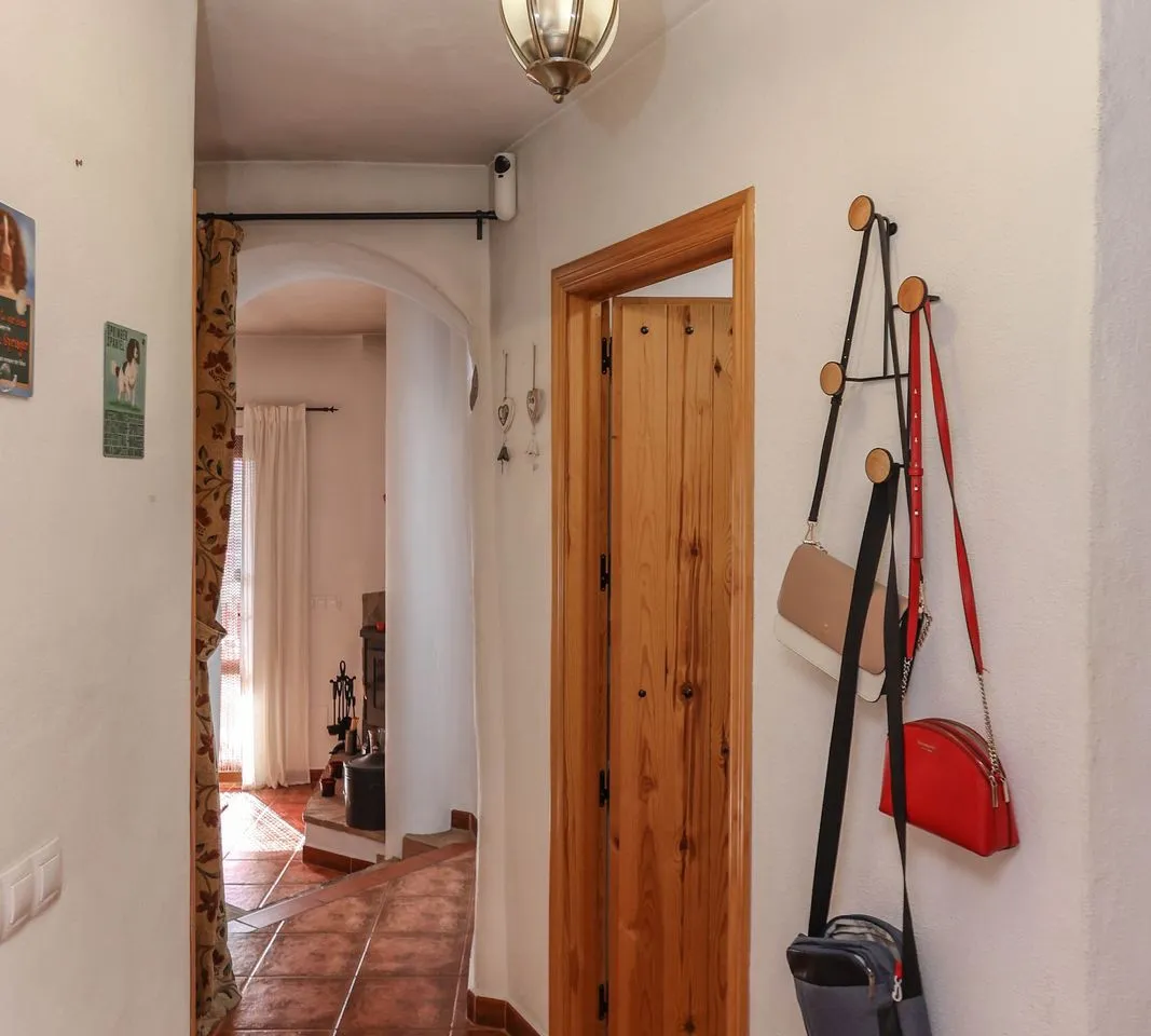 d7773386-f523-48ca-84da-5e7cef025432