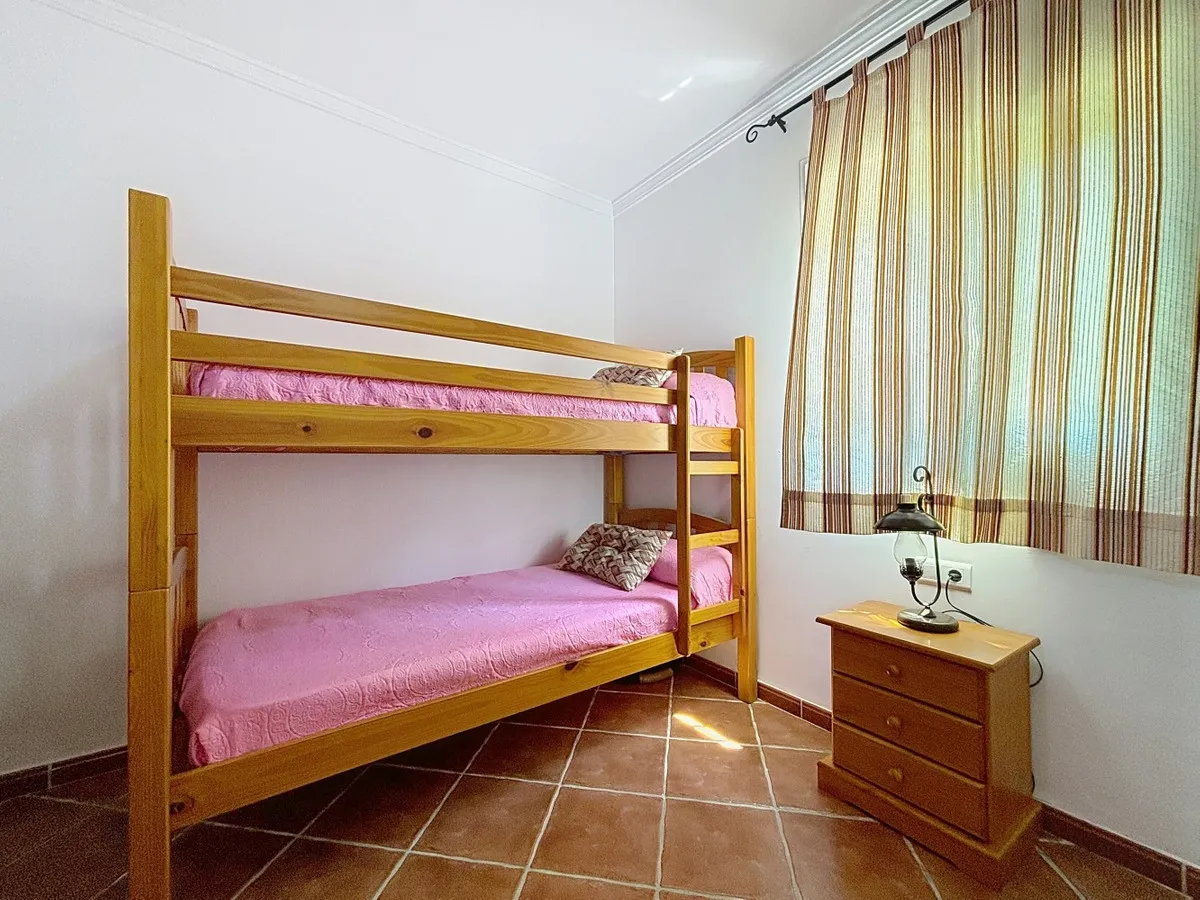 00960c74-40fc-41b5-8a90-e805190f12c0