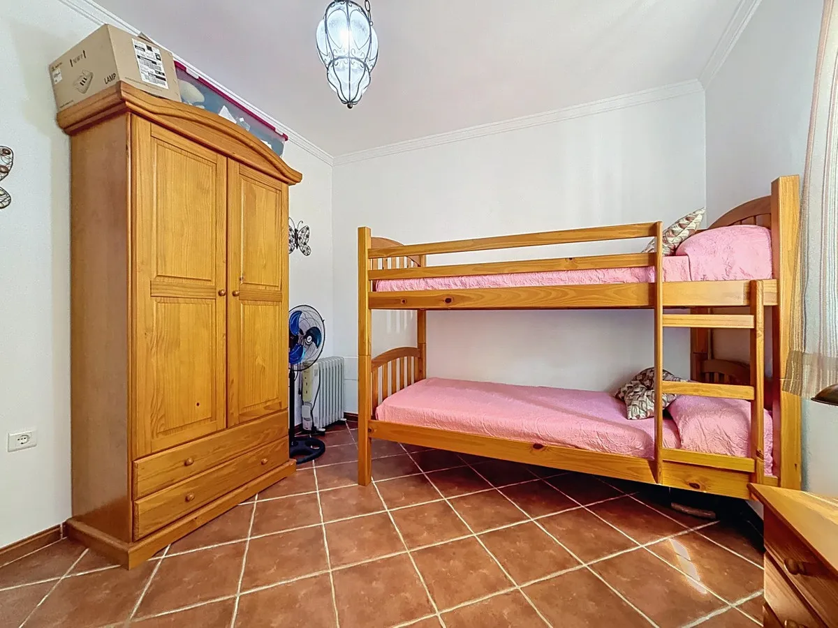 526d5a4a-6be3-4538-9393-4b7584cd88db