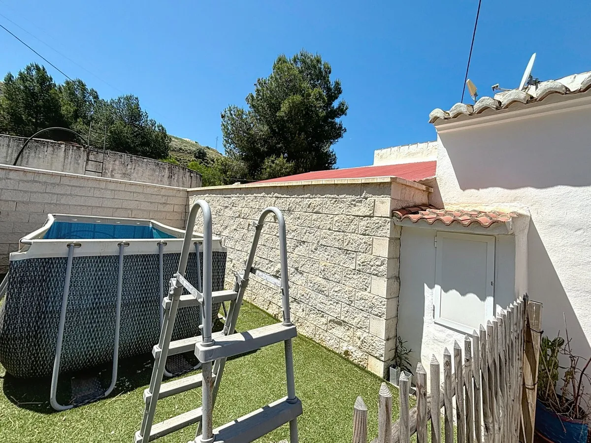 773ff565-9cb0-4657-ba2a-2e05e8ee135c