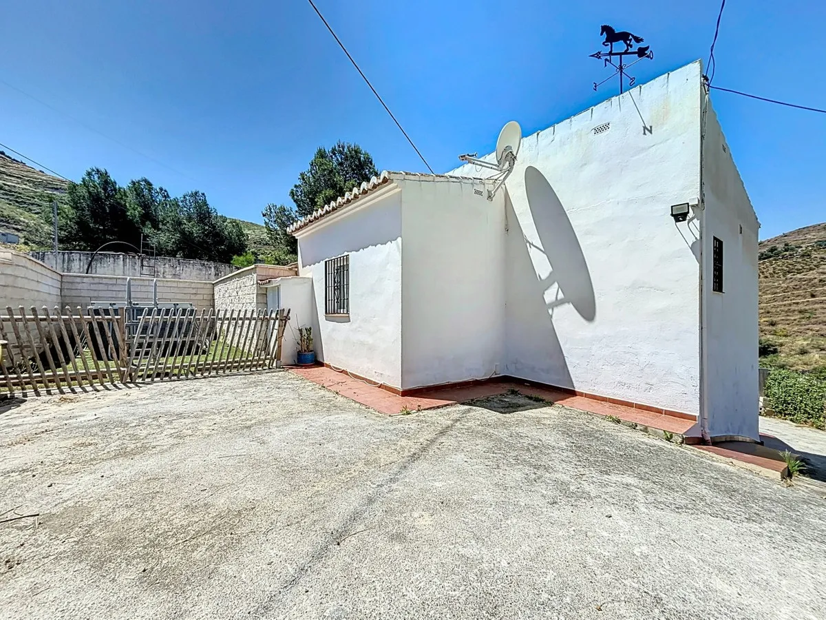 8930ba0c-972b-40ed-846d-552289859e61