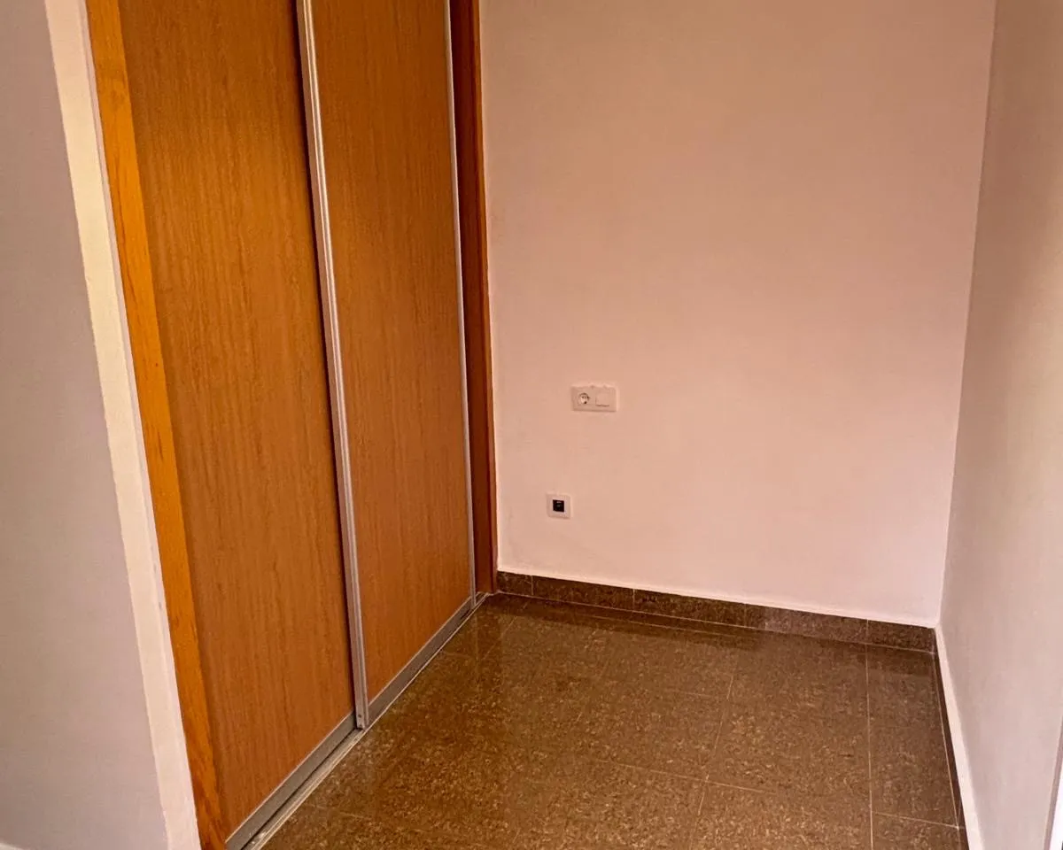 039aa6e1-35fd-466f-a97d-8de7bec95dad