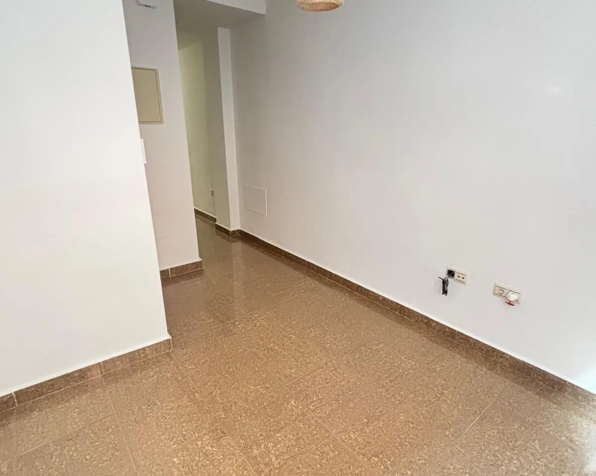 fa99dce8-1986-489f-a800-057ff629b56b