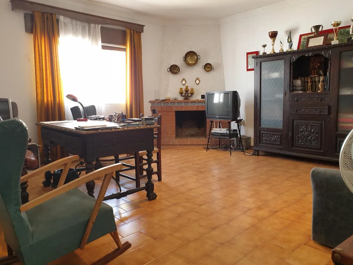 44f88fa7-9deb-40e6-a381-44567d593a87