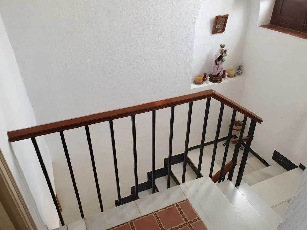 74976833-8ff2-4bd2-9163-effef16222ee