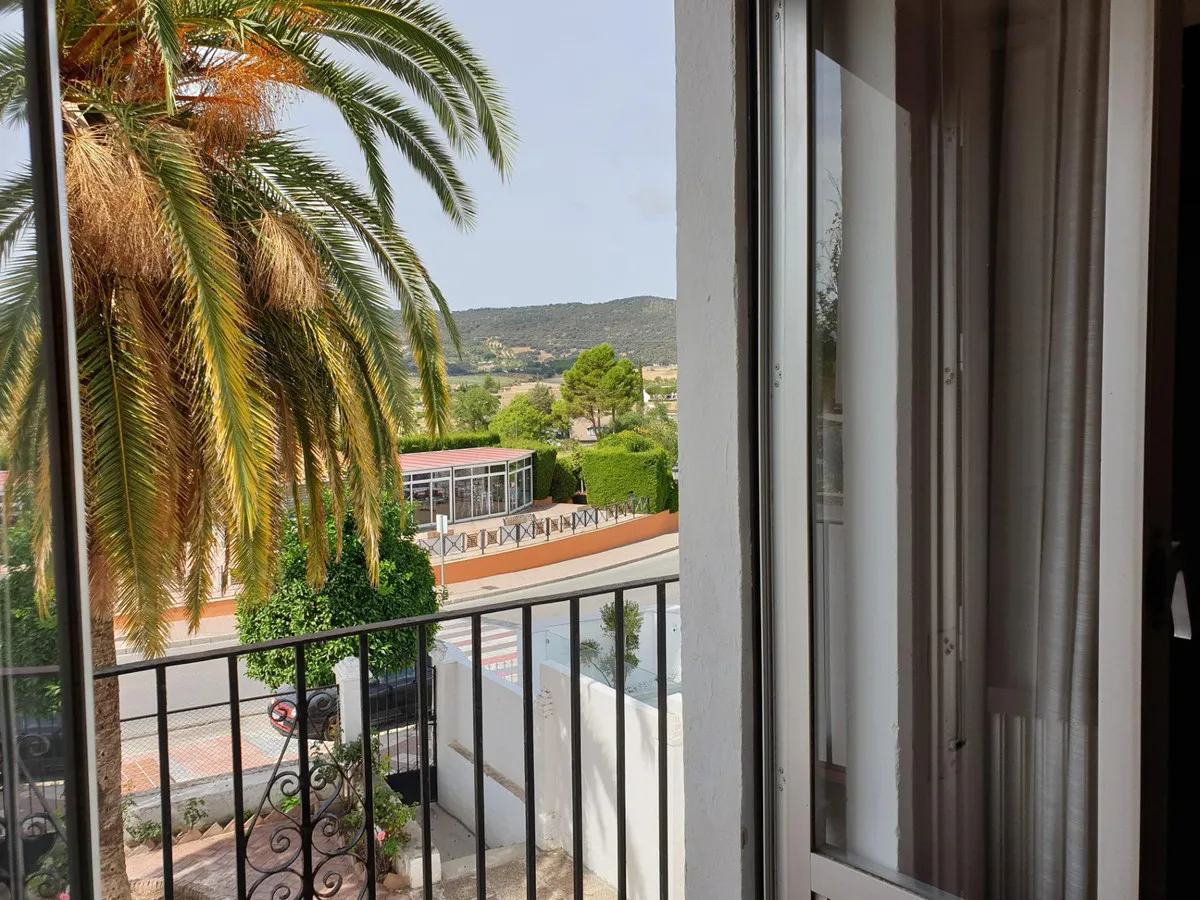 871a101b-aa55-4315-9c13-03052f9c9a0c