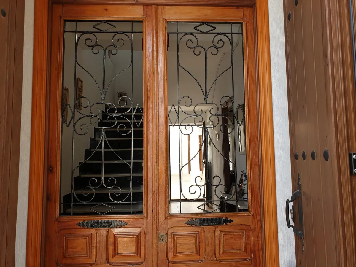 b452dc2b-7cda-4952-a4db-b0314c52a739