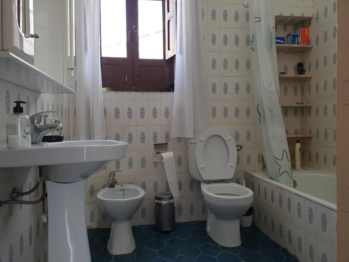 dfbe5472-55fd-47b0-99eb-39c84e275f84