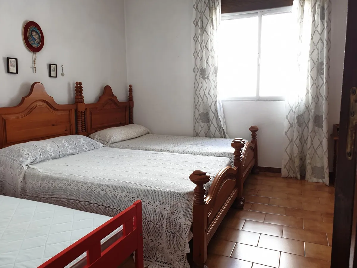 ef72fbc7-2bf5-471f-8830-51280b3dbd17