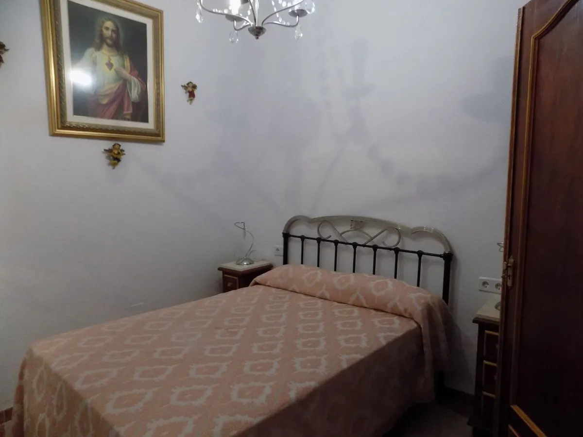 1801b645-af15-4a68-87bd-9f5b023711e8