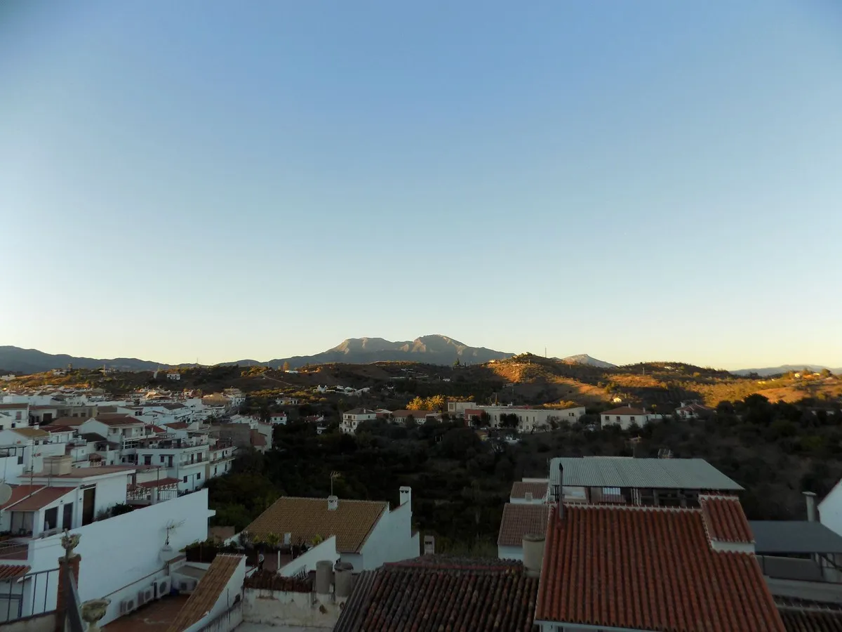 7cece56e-378a-42b5-a76a-d085701f5690