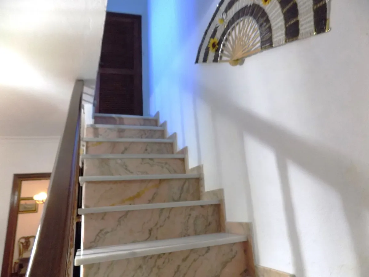 c5d9ace2-b1cc-4fd1-8dfd-0cf5825b970c