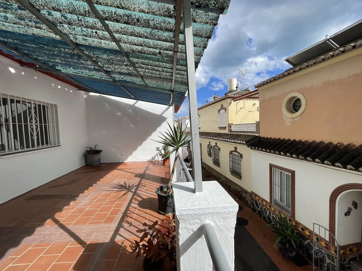 9ef2fc00-ca1e-470f-a3ef-3156e40e493a