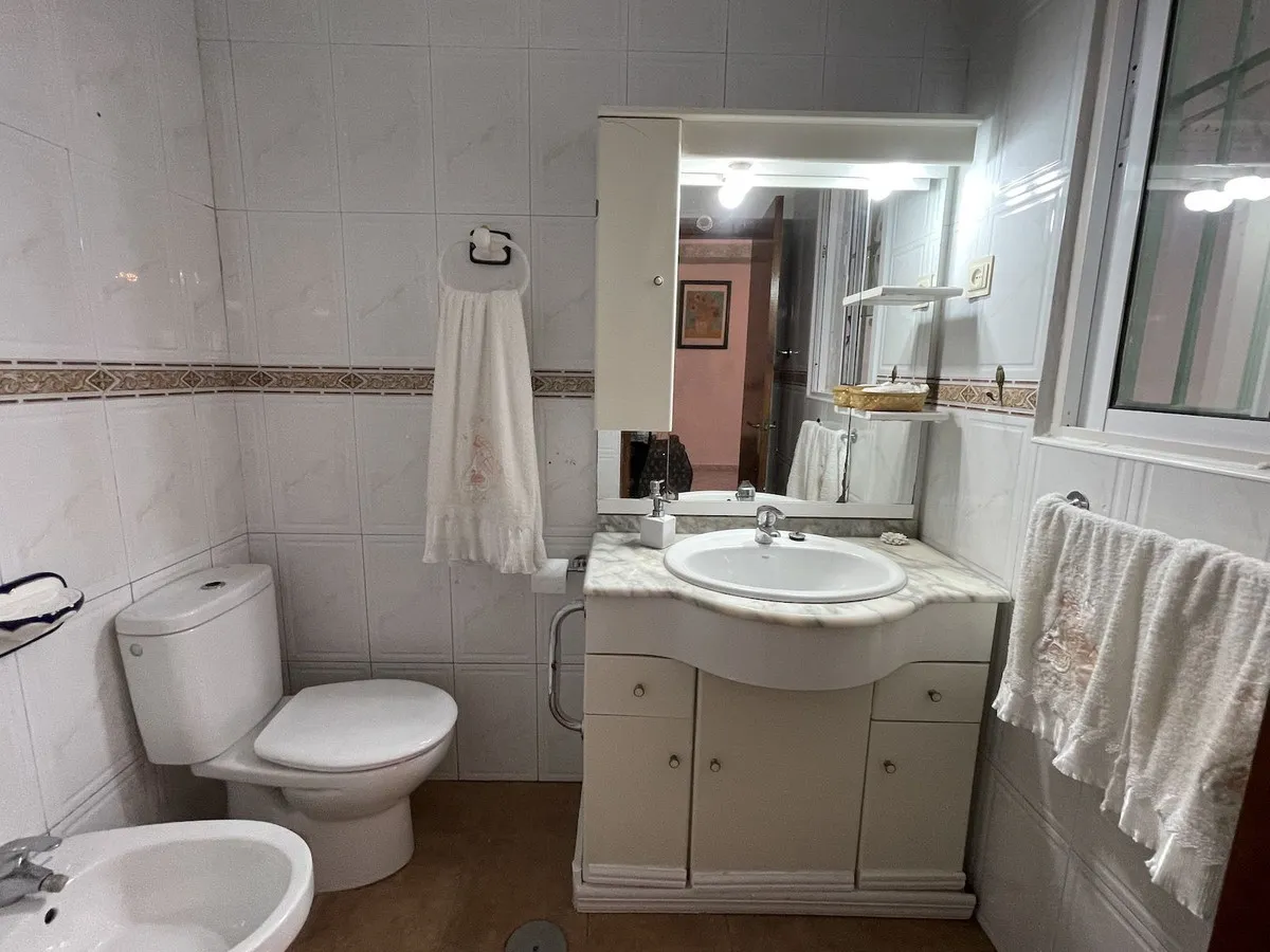 ae6dc3d3-943e-41b4-859e-477ea39a1d0c