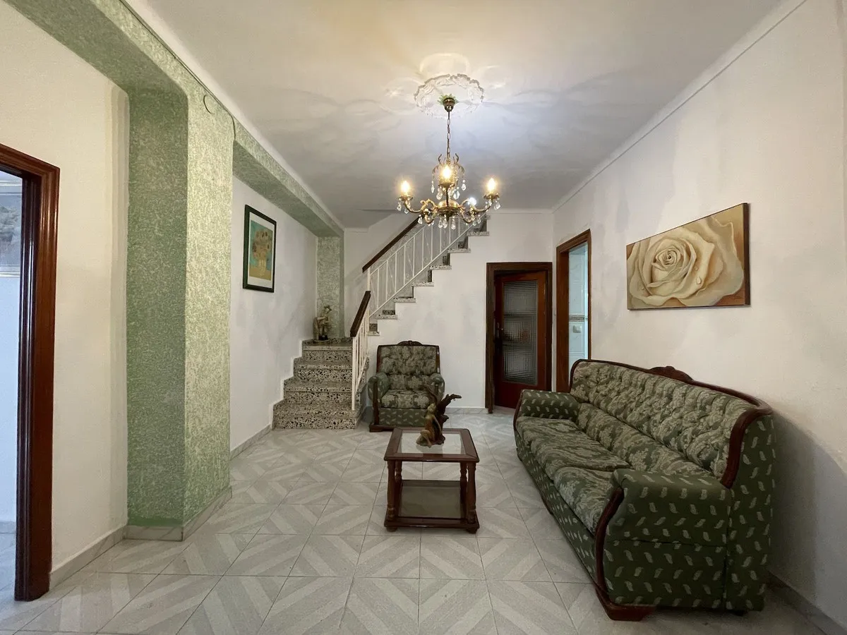 b2a0e915-4d25-4b26-ba3c-fb520cac2118