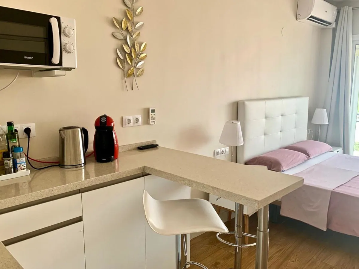 76c398ca-a64c-4177-ae25-dafc67f87051