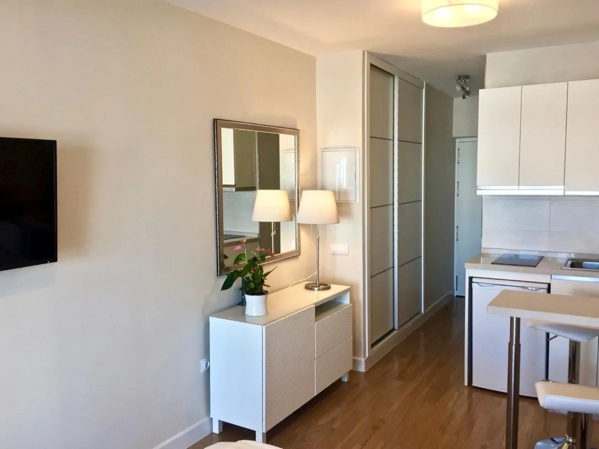 e649e7e0-3fc4-4baf-8617-d33e90f31894